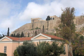 Acropolis View Huge Apartment – Centrally Located
